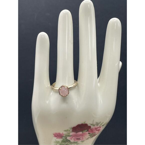 Kendra Scott Rose Quartz Ring Women’s Size 8 Gold Tone Stamped - Picture 1 of 10